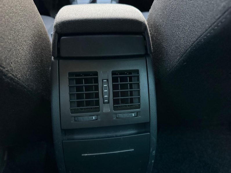 
								SKODA OCTAVIA / BI-XENON / 1,6 D full									