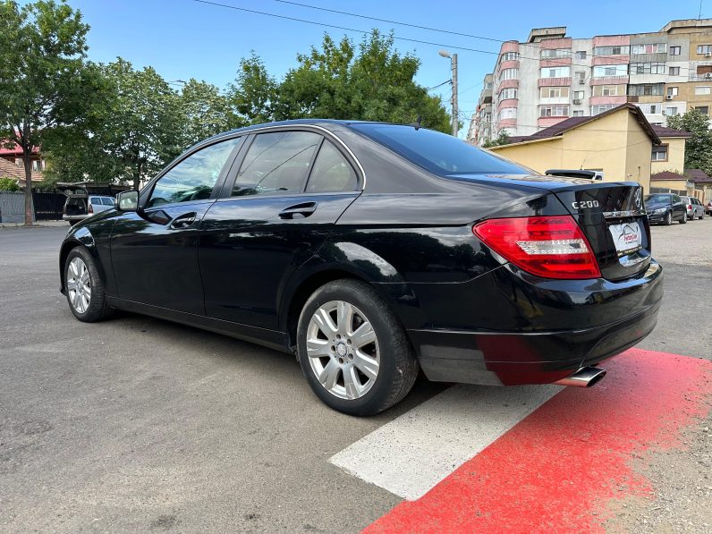 
								MERCEDES BENZ C-CLASS full									