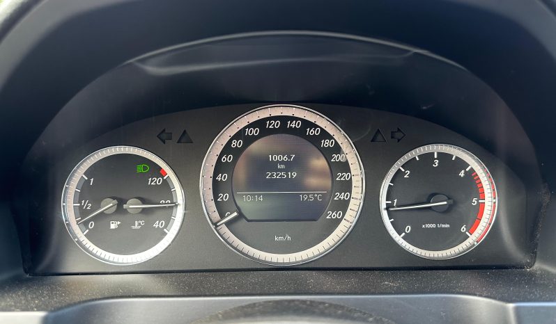 
								MERCEDES BENZ C-CLASS full									