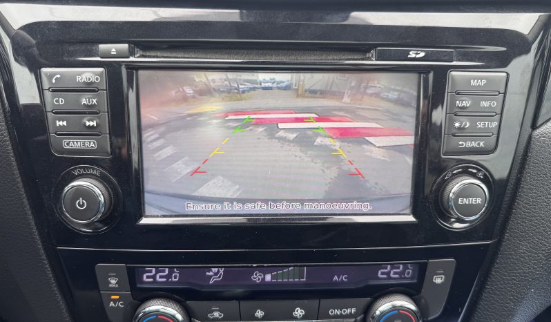 
								NISSAN QASHQAI CONNECT EDITION / NAVIGATIE / PLAFON PANORAMIC / CAMERA full									
