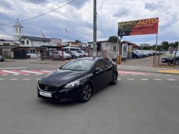 VOLVO V40 / 2014 / 1,6 D / EURO 5 / BI-XENON