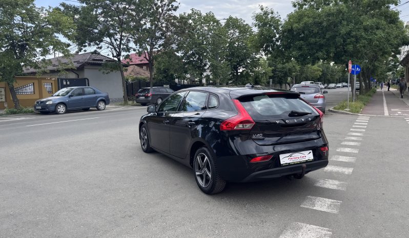 
								VOLVO V40 / 2014 / 1,6 D / EURO 5 / BI-XENON full									