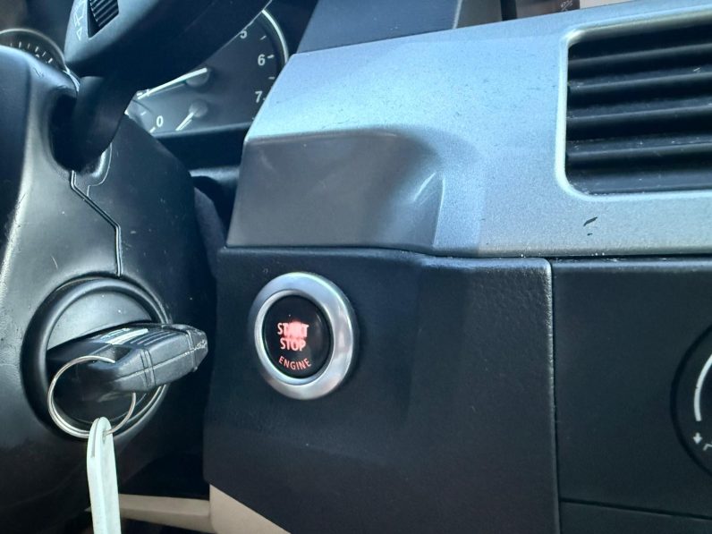
								Bmw Seria 5 / 2,0 Benzina/ Cutie Automată full									