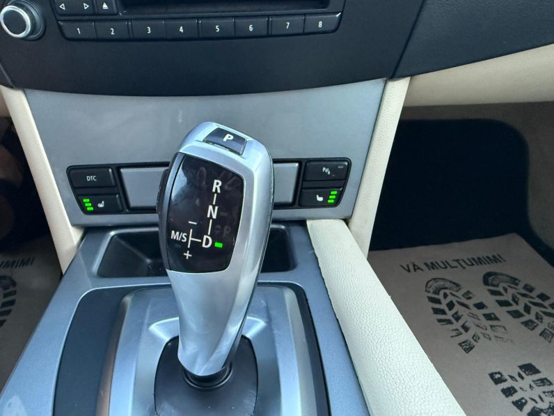 
								Bmw Seria 5 / 2,0 Benzina/ Cutie Automată full									