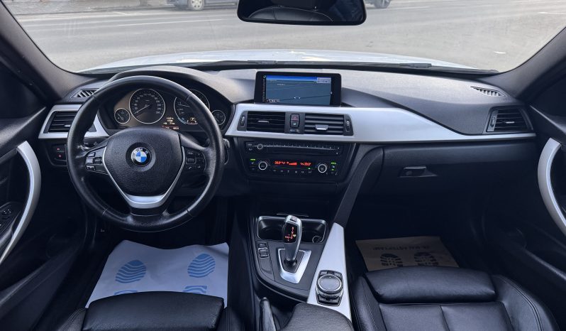 
								BMW SERIA 3 MODEL LUXURY / AN 2014 / 1,6 BENZINA / AUTOMAT / EURO 6 full									