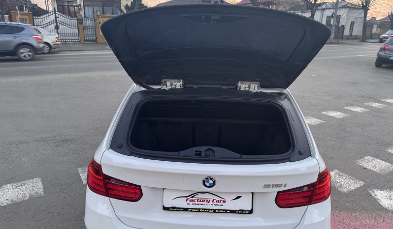 
								BMW SERIA 3 MODEL LUXURY / AN 2014 / 1,6 BENZINA / AUTOMAT / EURO 6 full									