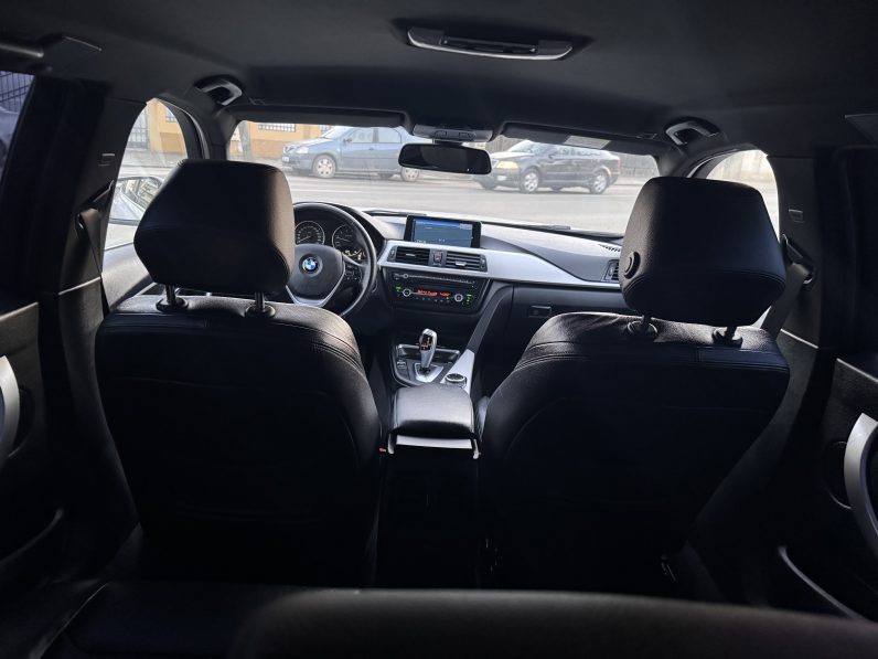 
								BMW SERIA 3 MODEL LUXURY / AN 2014 / 1,6 BENZINA / AUTOMAT / EURO 6 full									