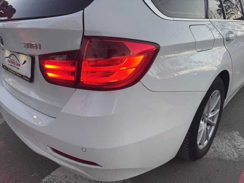 
								BMW SERIA 3 MODEL LUXURY / AN 2014 / 1,6 BENZINA / AUTOMAT / EURO 6 full									