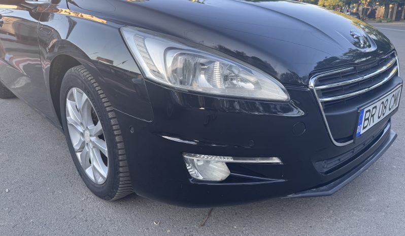 
								PEUGEOT 508 SW / PANORAMA / HEAD UP DISPLAY / NAVI / 2,0 D /EURO 5 / full									