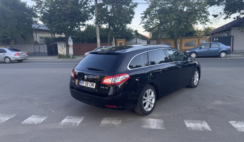 
								PEUGEOT 508 SW / PANORAMA / HEAD UP DISPLAY / NAVI / 2,0 D /EURO 5 / full									