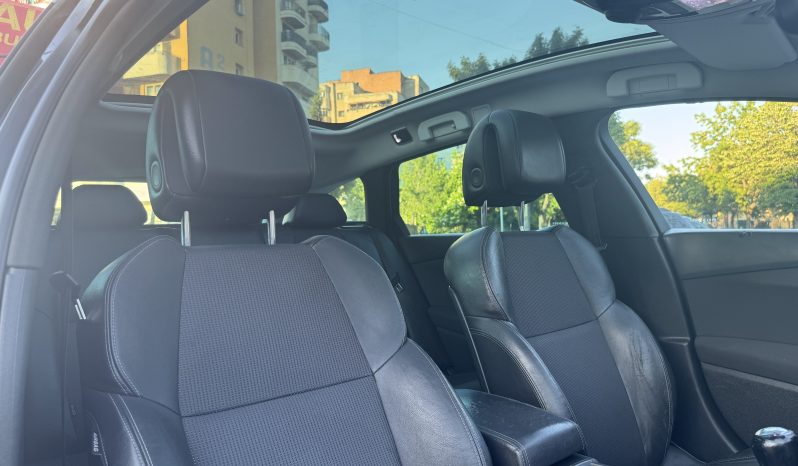 
								PEUGEOT 508 SW / PANORAMA / HEAD UP DISPLAY / NAVI / 2,0 D /EURO 5 / full									