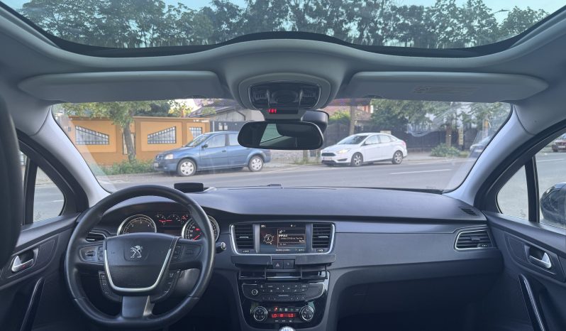 
								PEUGEOT 508 SW / PANORAMA / HEAD UP DISPLAY / NAVI / 2,0 D /EURO 5 / full									