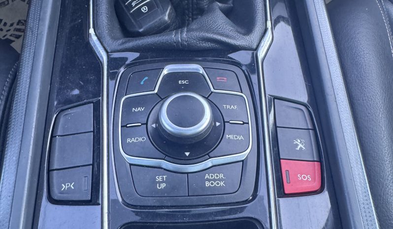 
								PEUGEOT 508 SW / PANORAMA / HEAD UP DISPLAY / NAVI / 2,0 D /EURO 5 / full									