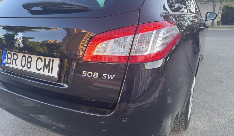 
								PEUGEOT 508 SW / PANORAMA / HEAD UP DISPLAY / NAVI / 2,0 D /EURO 5 / full									