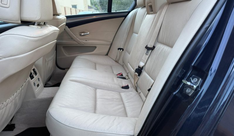 
								Bmw Seria 5 / 2,0 Benzina/ Cutie Automată full									