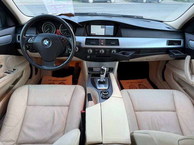 
								Bmw Seria 5 / 2,0 Benzina/ Cutie Automată full									