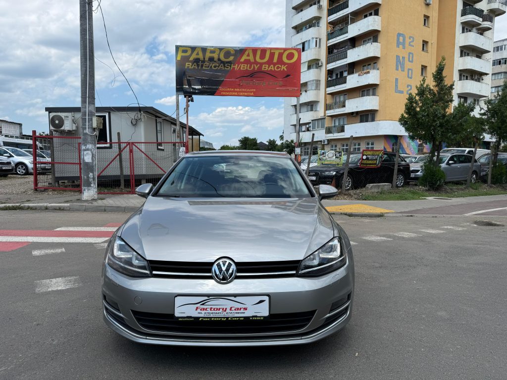 VW GOLF 7 / BENZINA / BI-XENON / NAVIGATIE