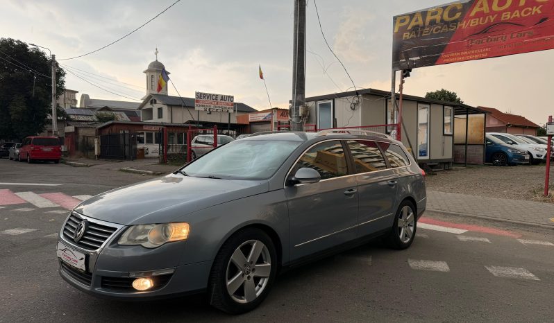 
								VW PASSAT HIGHLINE / 1,6 DIESEL / EURO 5 / PIELE SI ALCANTARA / NAVI / BI-XENON full									