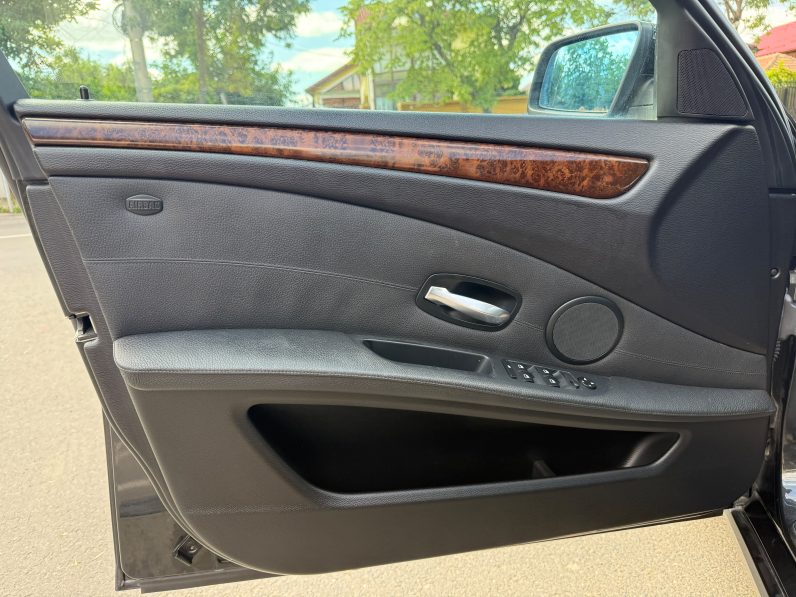 
								BMW SERIA 5 / CUTIE AUTOMATA / 2,0 DIESEL full									
