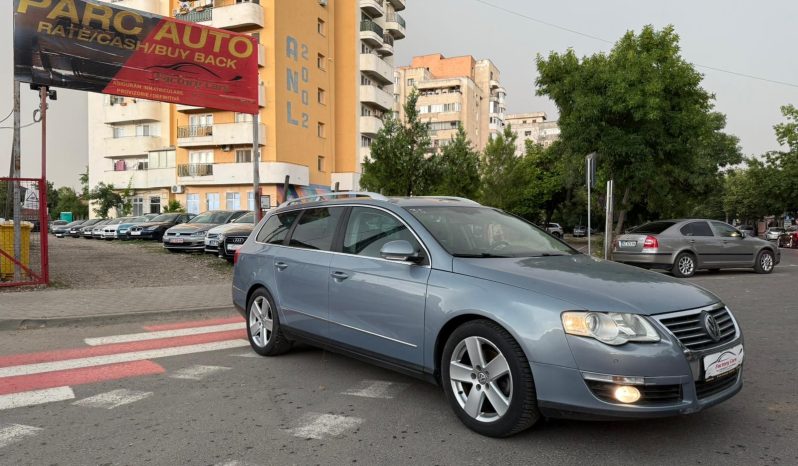 
								VW PASSAT HIGHLINE / 1,6 DIESEL / EURO 5 / PIELE SI ALCANTARA / NAVI / BI-XENON full									