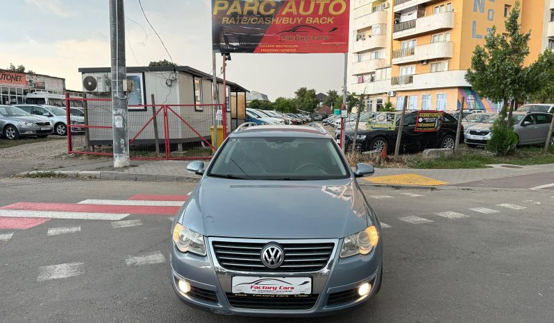 
								VW PASSAT HIGHLINE / 1,6 DIESEL / EURO 5 / PIELE SI ALCANTARA / NAVI / BI-XENON full									