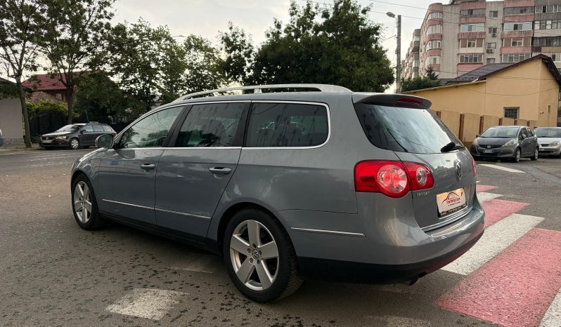 
								VW PASSAT HIGHLINE / 1,6 DIESEL / EURO 5 / PIELE SI ALCANTARA / NAVI / BI-XENON full									