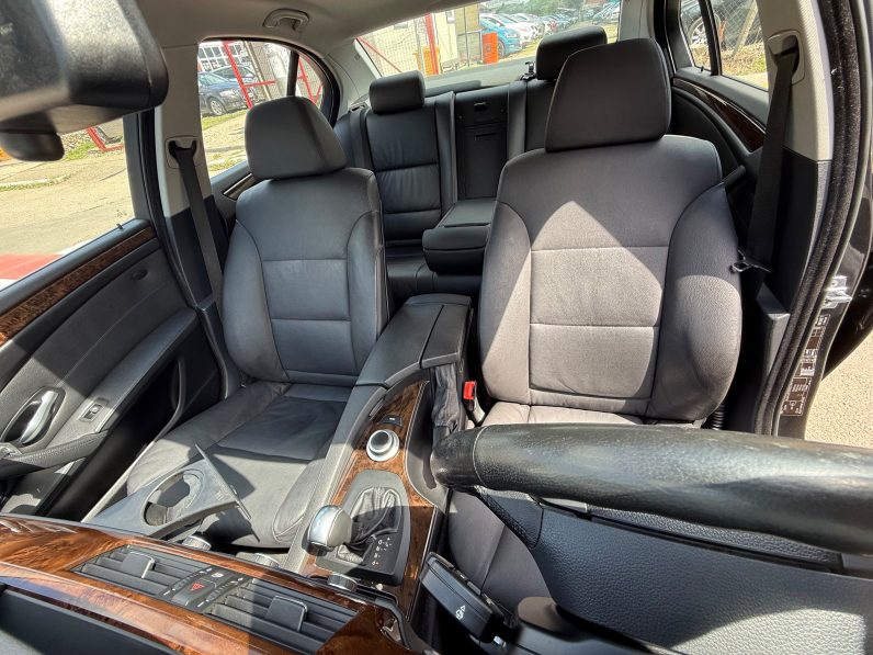 
								BMW SERIA 5 / CUTIE AUTOMATA / 2,0 DIESEL full									