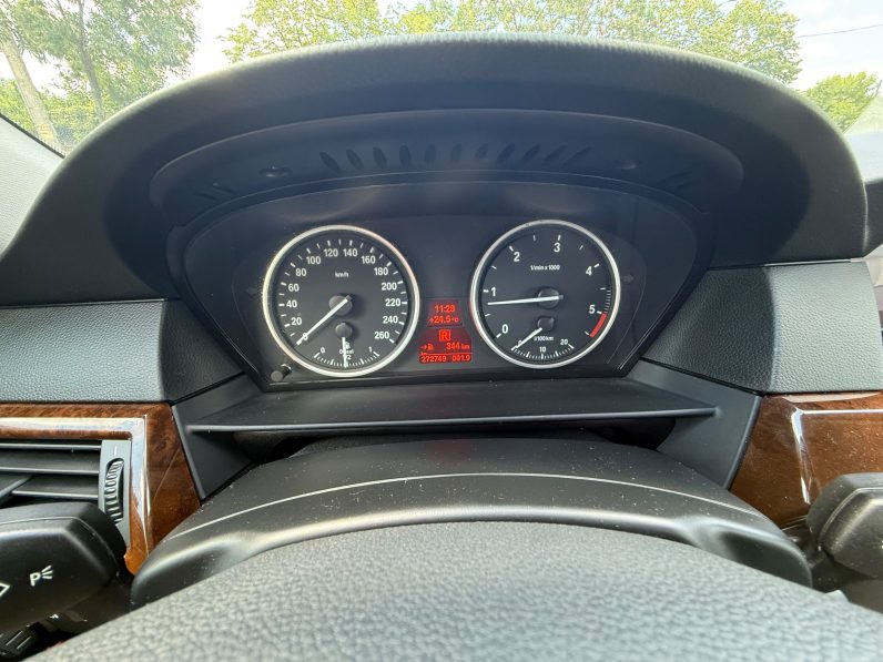
								BMW SERIA 5 / CUTIE AUTOMATA / 2,0 DIESEL full									