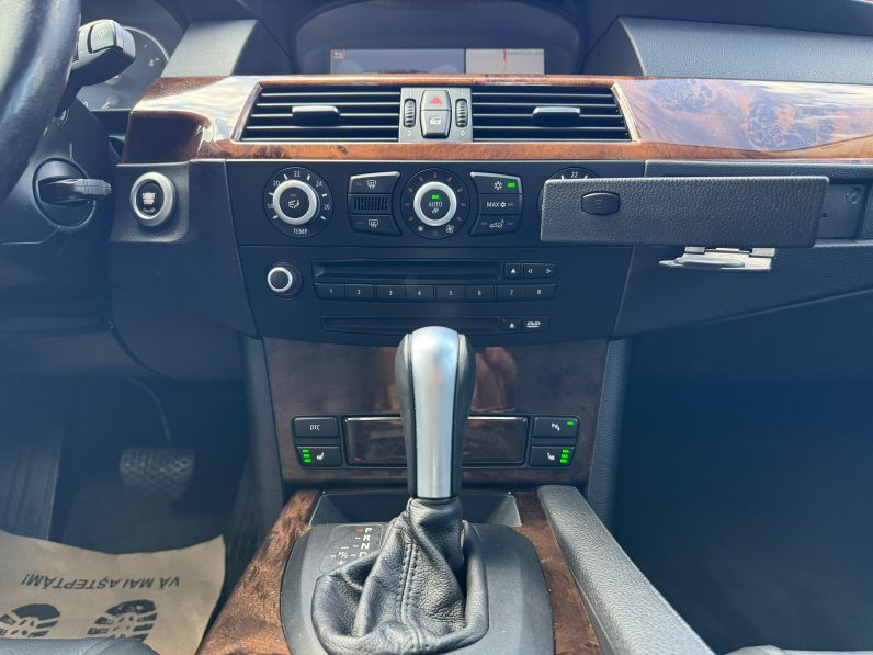 
								BMW SERIA 5 / CUTIE AUTOMATA / 2,0 DIESEL full									