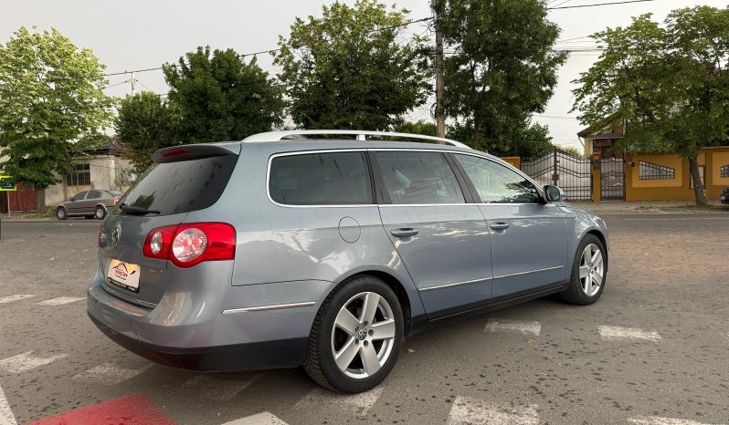 
								VW PASSAT HIGHLINE / 1,6 DIESEL / EURO 5 / PIELE SI ALCANTARA / NAVI / BI-XENON full									