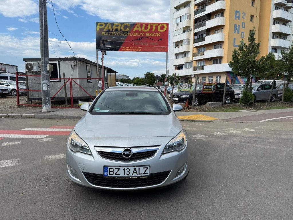 OPEL ASTRA H / 1,4 BENZINA / NAVIGATIE