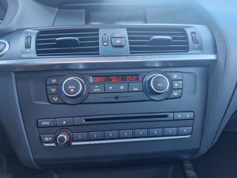 
								BMW X3 / CUTIE AUTOMATA / 2,0 D full									