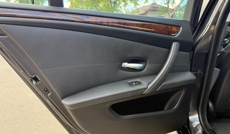 
								BMW SERIA 5 / CUTIE AUTOMATA / 2,0 DIESEL full									