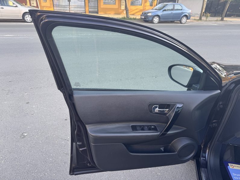 
								NISSAN QASHQAI ACENTA / 2013 / 1,6 D / full									