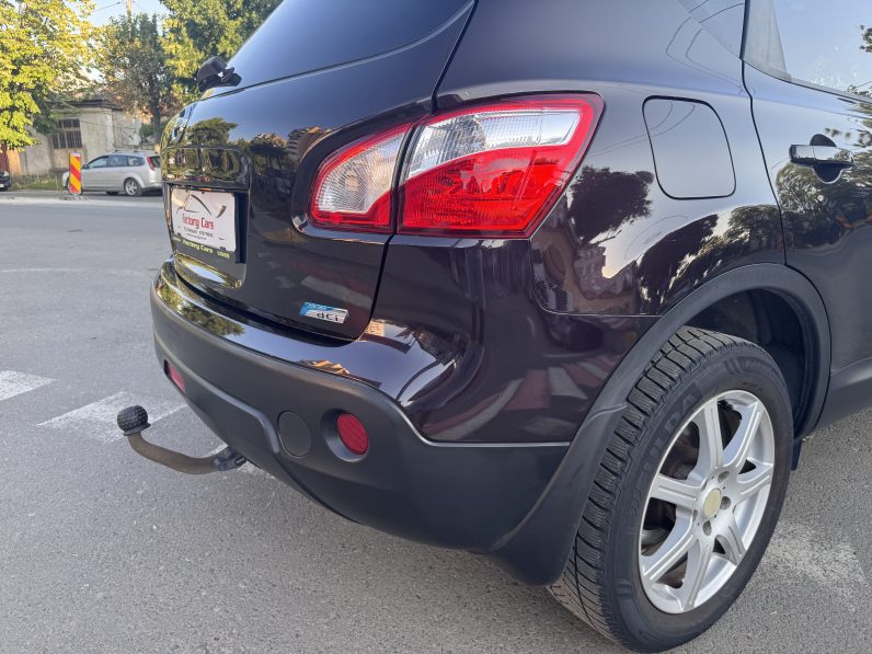 
								NISSAN QASHQAI ACENTA / 2013 / 1,6 D / full									