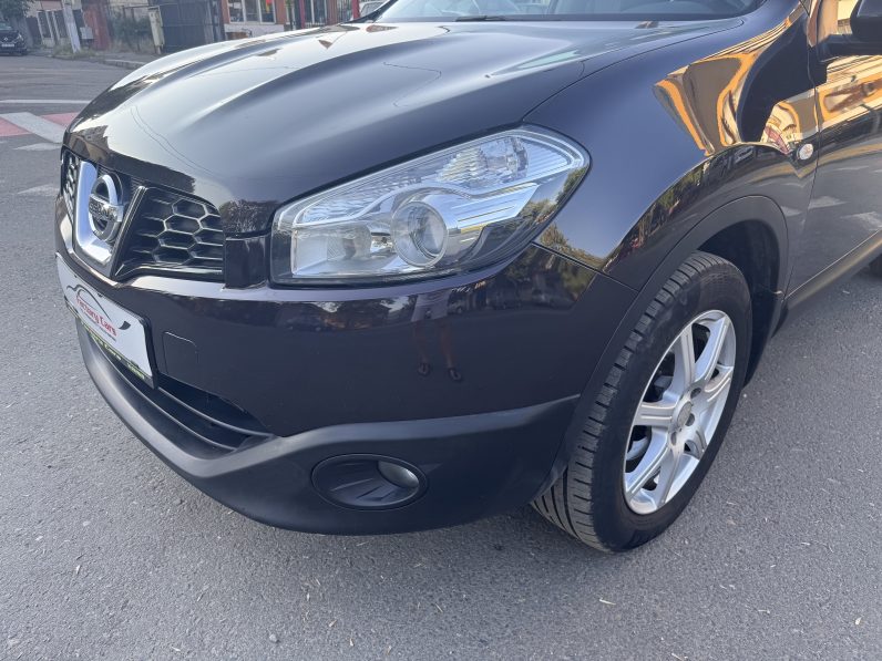 
								NISSAN QASHQAI ACENTA / 2013 / 1,6 D / full									