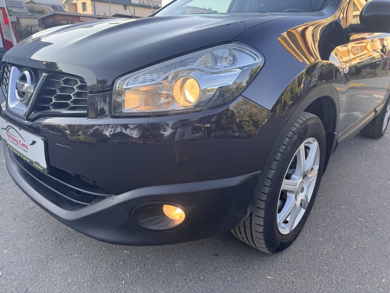 
								NISSAN QASHQAI ACENTA / 2013 / 1,6 D / full									