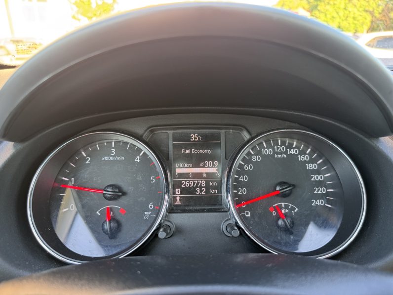 
								NISSAN QASHQAI ACENTA / 2013 / 1,6 D / full									