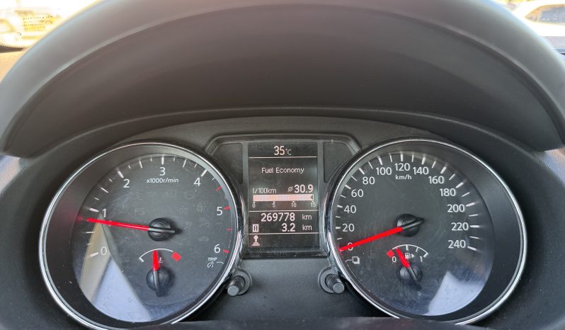 
								NISSAN QASHQAI ACENTA / 2013 / 1,6 D / full									