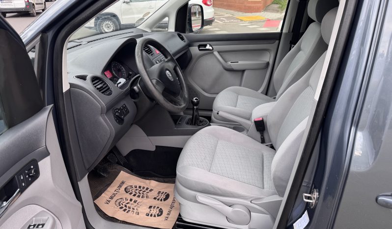
								VW CADDY LIFE / AN 2009 / 2,0 D full									
