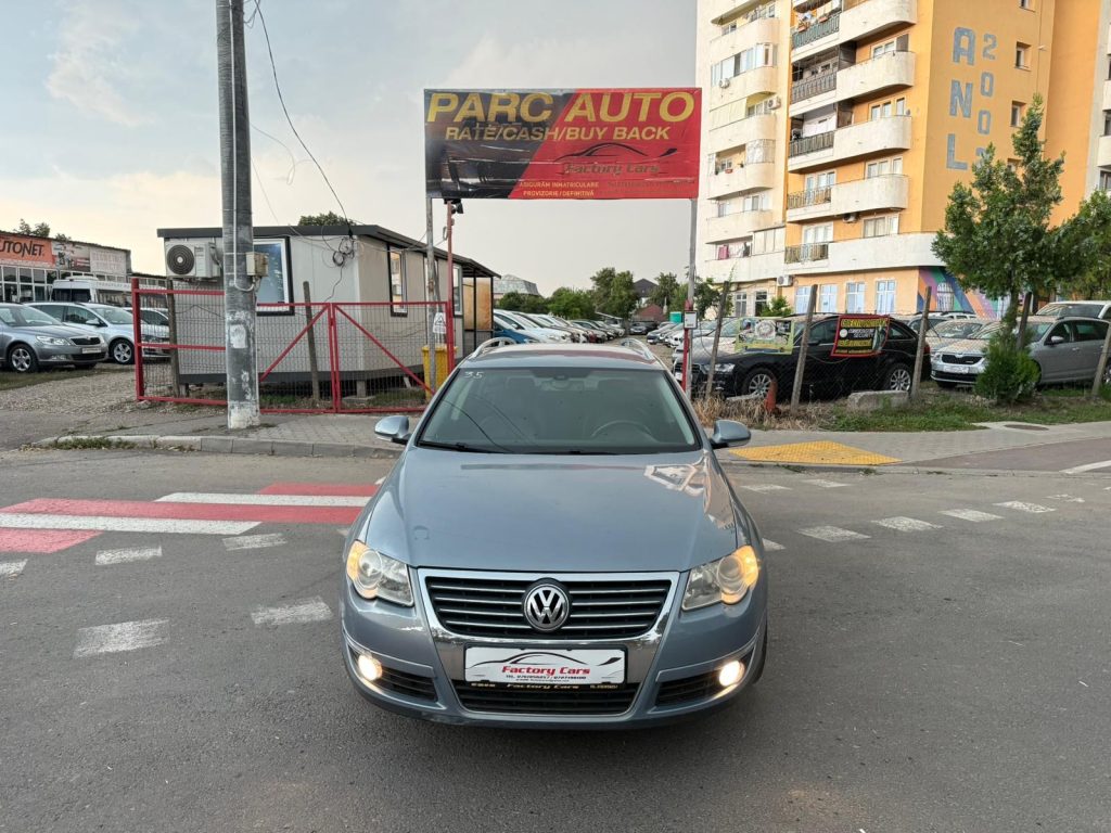 VW PASSAT HIGHLINE / 1,6 DIESEL / EURO 5 / PIELE SI ALCANTARA / NAVI / BI-XENON