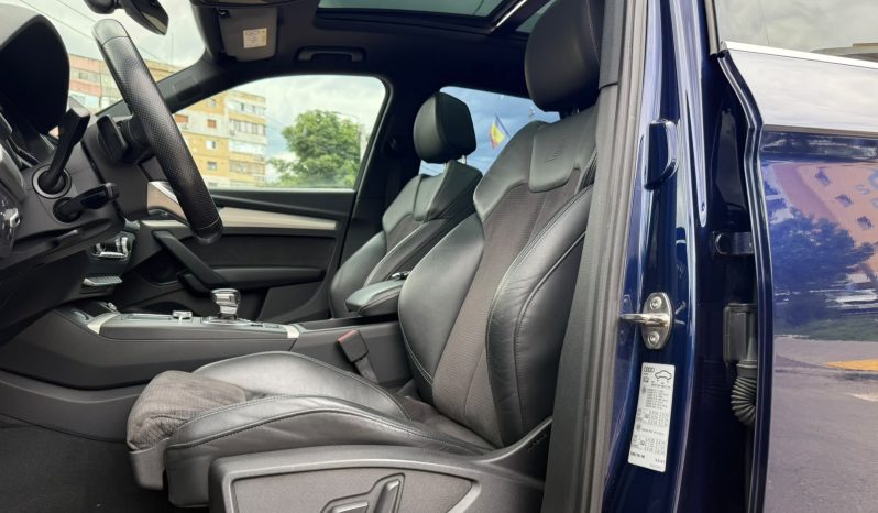 
								AUDI Q5 S-LINE EDITION / 40 TDI ( 2,0 D 190 CP ) full									