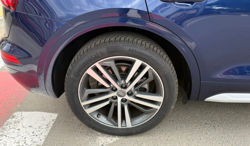 
								AUDI Q5 S-LINE EDITION / 40 TDI ( 2,0 D 190 CP ) full									