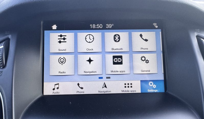 
								FORD FOCUS / AN 2017 / 1,6 D/ EURO 6 / NAVIGATIE CARPLAY full									