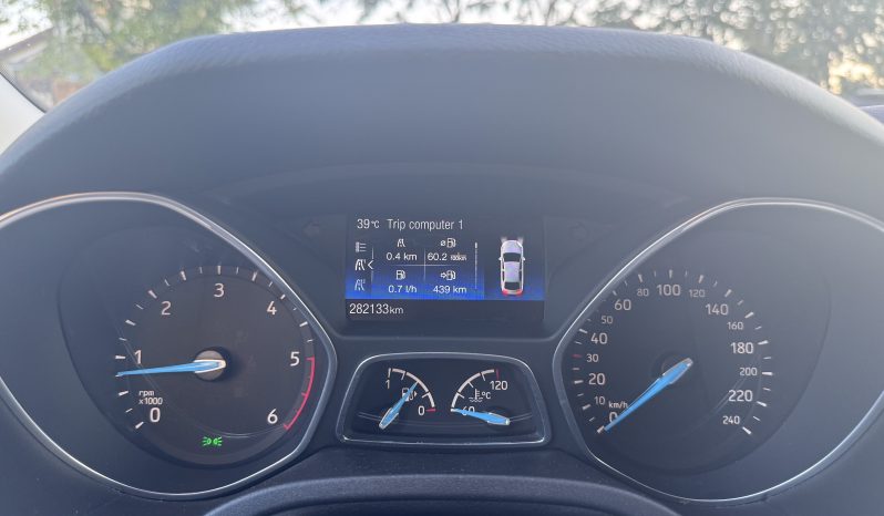 
								FORD FOCUS / AN 2017 / 1,6 D/ EURO 6 / NAVIGATIE CARPLAY full									