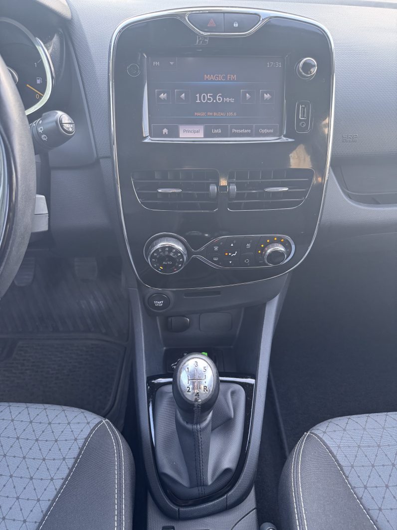 
								RENAULT CLIO DYNAMIQUE / 2014 / CLIMATRONIC / 1,5 DCI full									