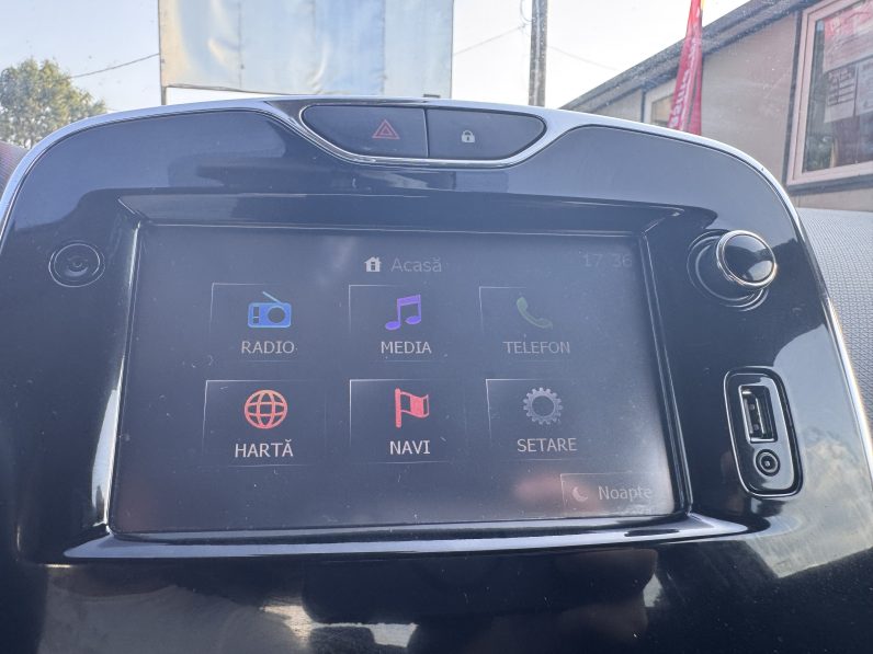 
								RENAULT CLIO DYNAMIQUE / 2014 / CLIMATRONIC / 1,5 DCI full									