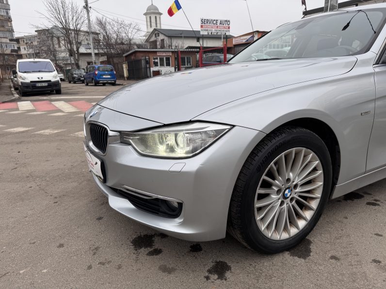 
								BMW SERIA 3 LUXURY / AN 2013 / 2,0 D full									