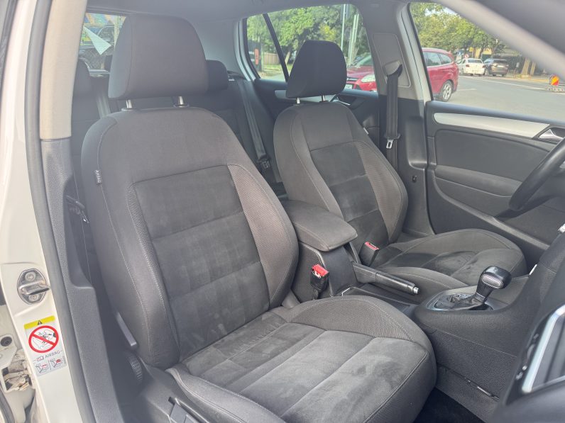 
								VW GOLF 6 R-LINE / CUTIE AUTOMATA / BENZINA full									