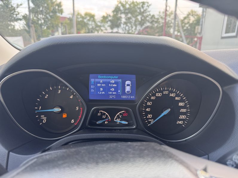 
								FORD FOCUS TITANIUM / 1,6 D / CLIMATRONIC / INCALZIRE IN SCAUNE full									